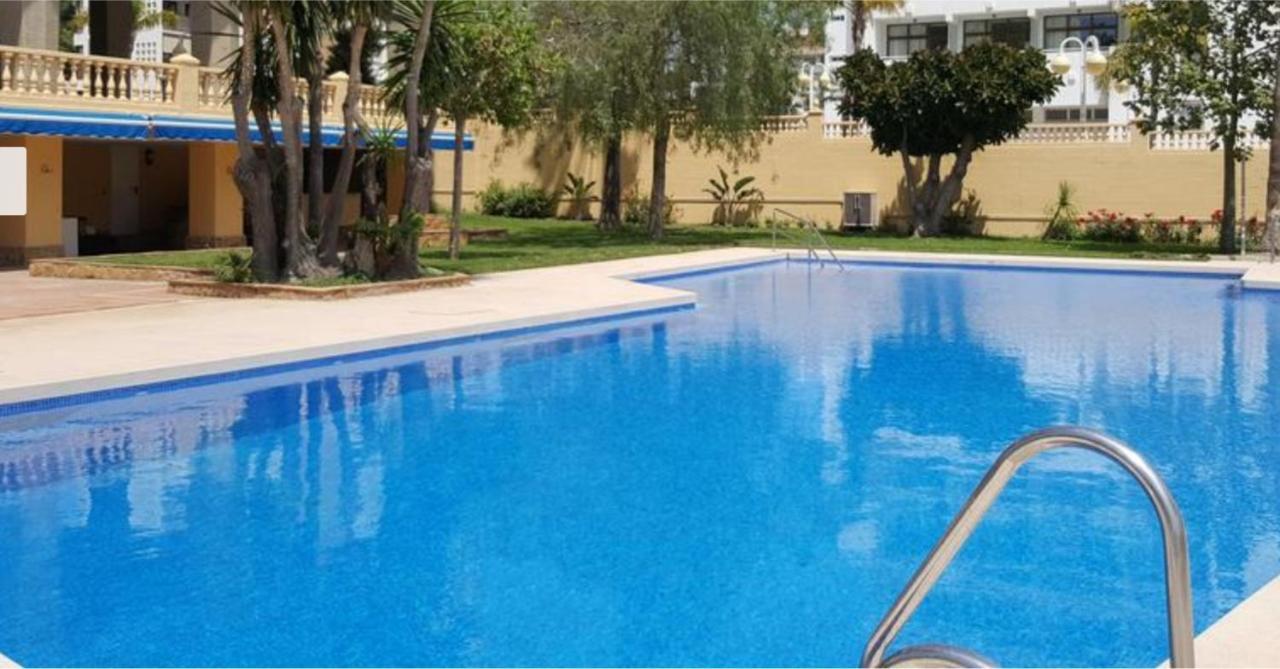 Estudio Puerto Marina Apartment Беналмадена Екстериор снимка
