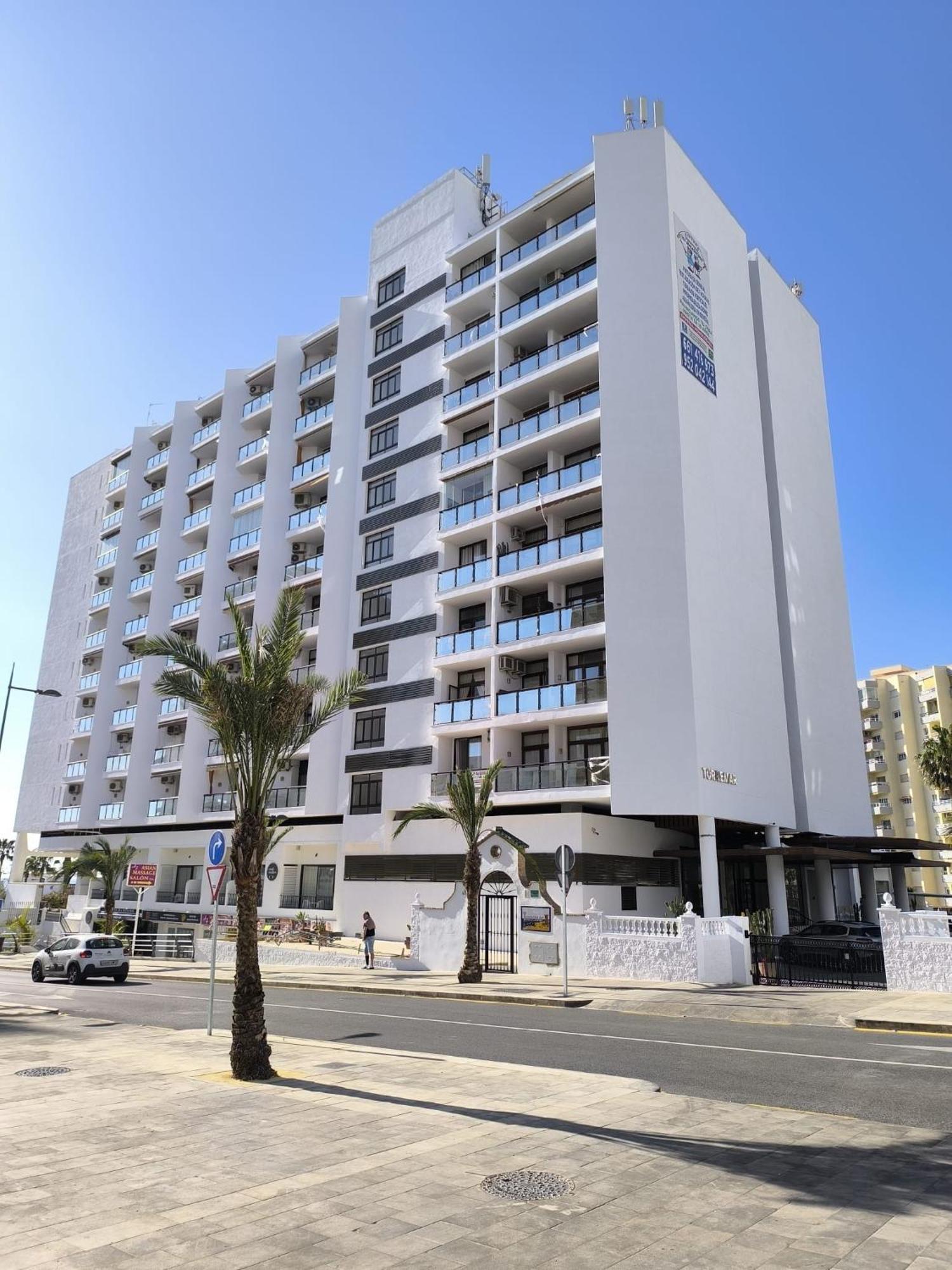 Estudio Puerto Marina Apartment Беналмадена Екстериор снимка