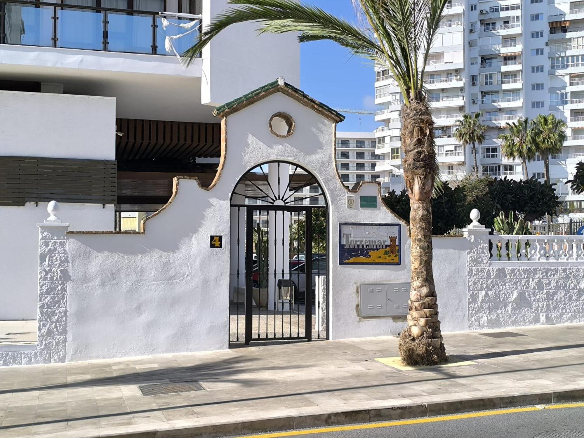 Estudio Puerto Marina Apartment Беналмадена Екстериор снимка